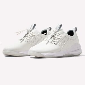 Clove All-White Classic Women Unisex Nursing Sneaker Shoe
